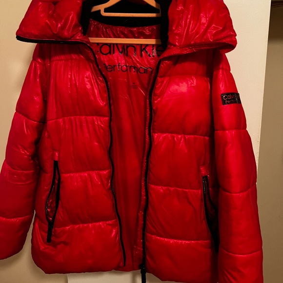 Sexy Calvin Klein Puffer - Picture 3 of 5